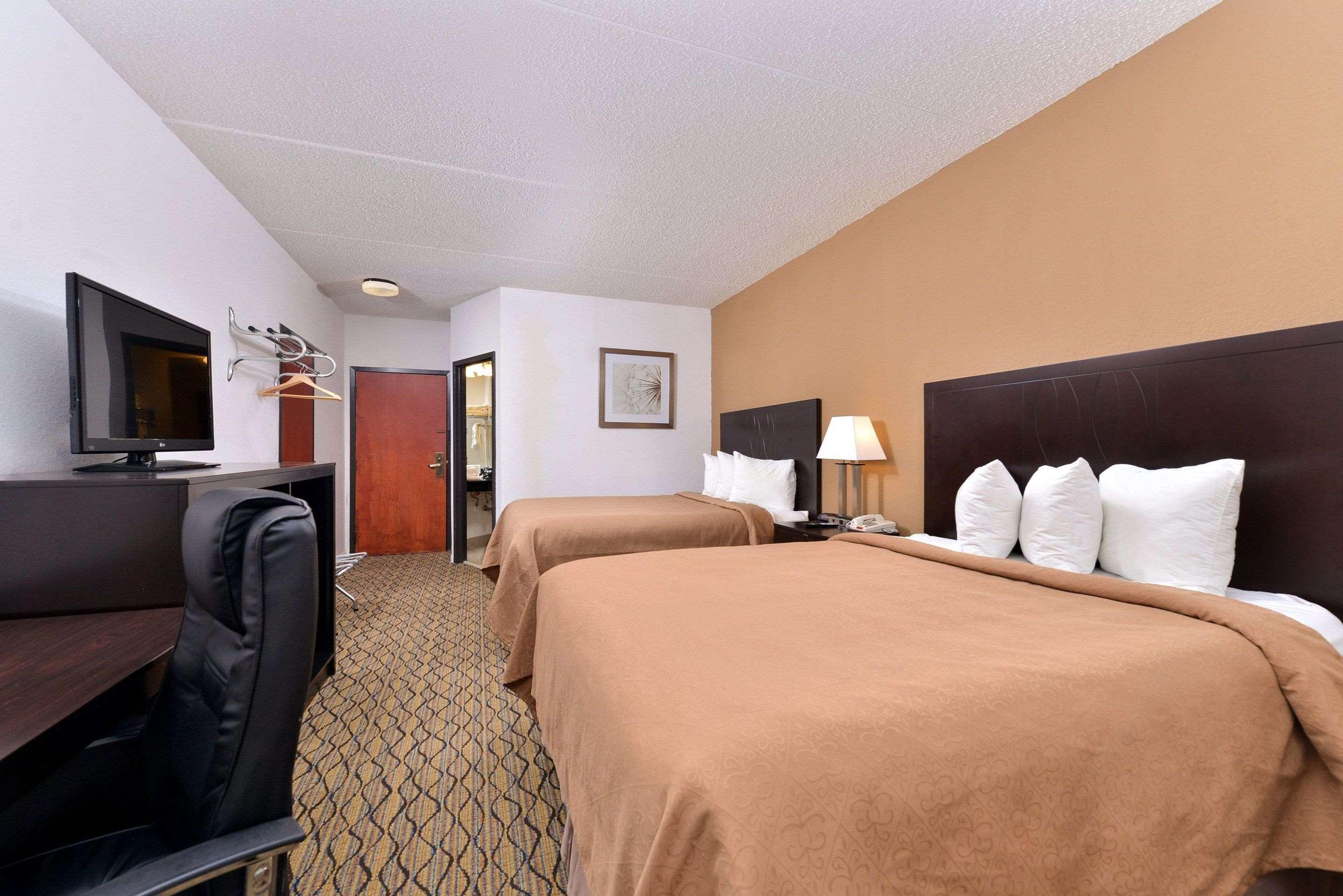 Quality Inn & Suites Matteson Near I-57 Zewnętrze zdjęcie