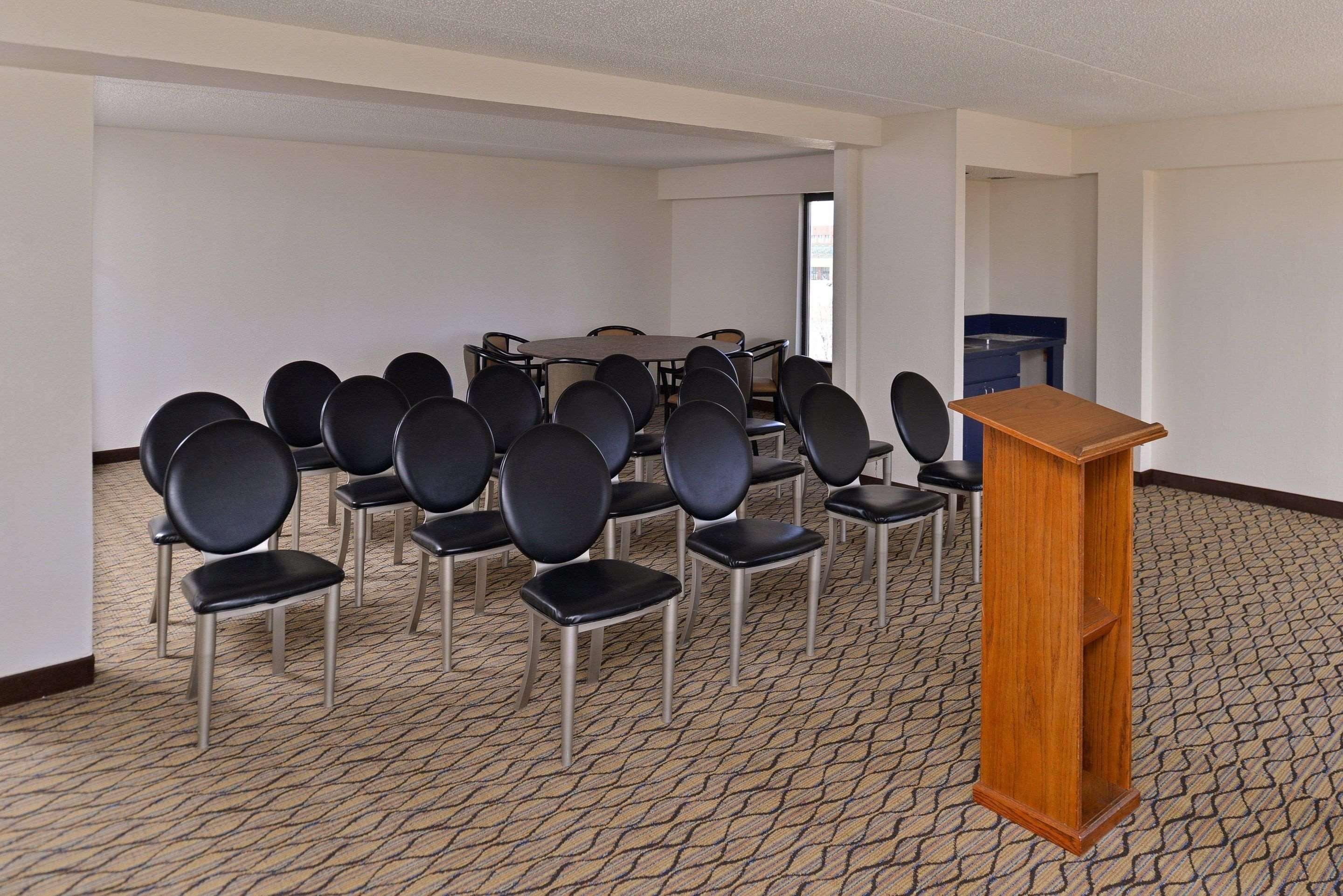 Quality Inn & Suites Matteson Near I-57 Zewnętrze zdjęcie
