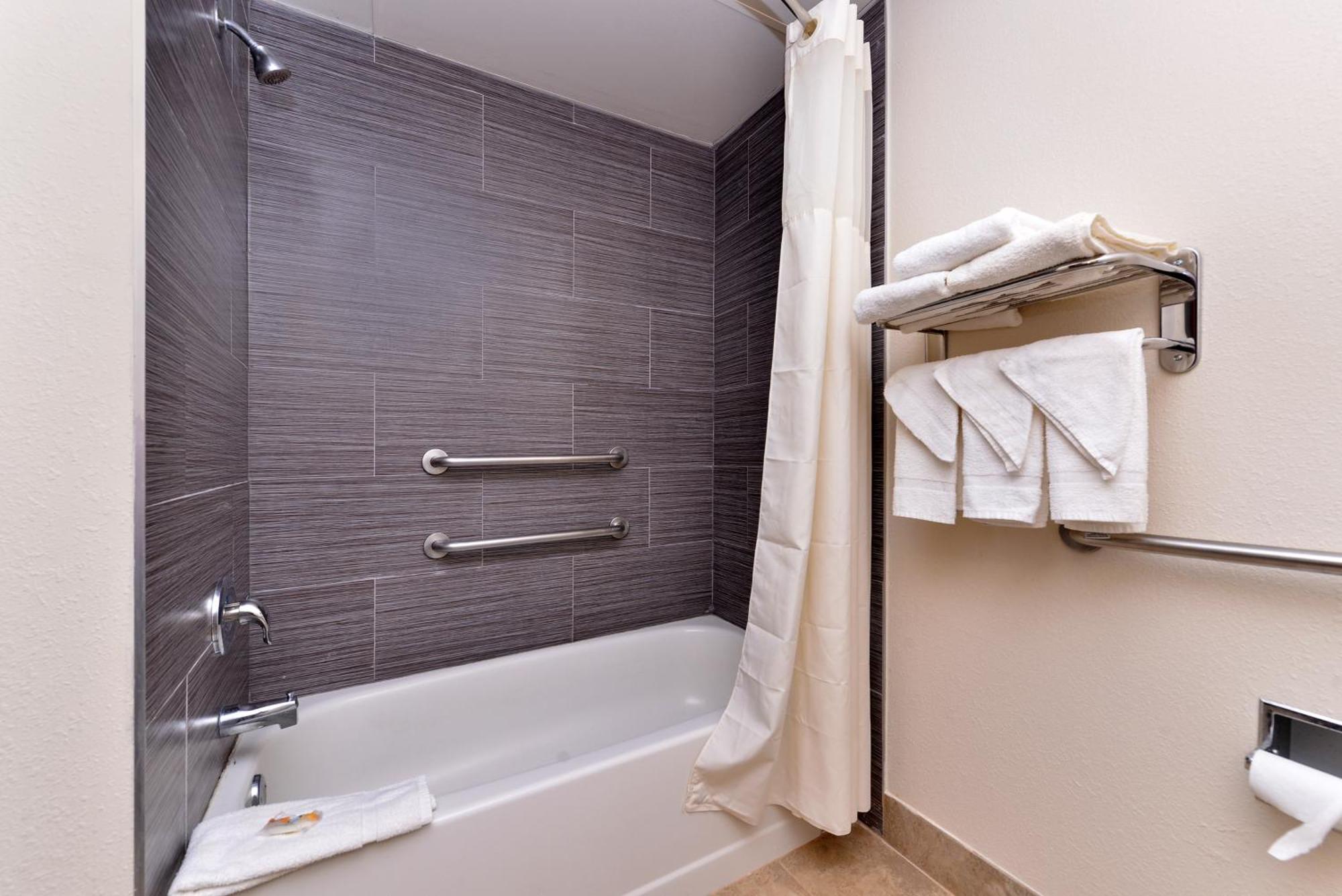Quality Inn & Suites Matteson Near I-57 Zewnętrze zdjęcie
